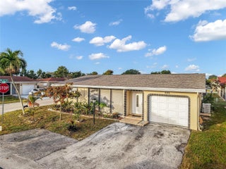 Photo of Listing #F10483433