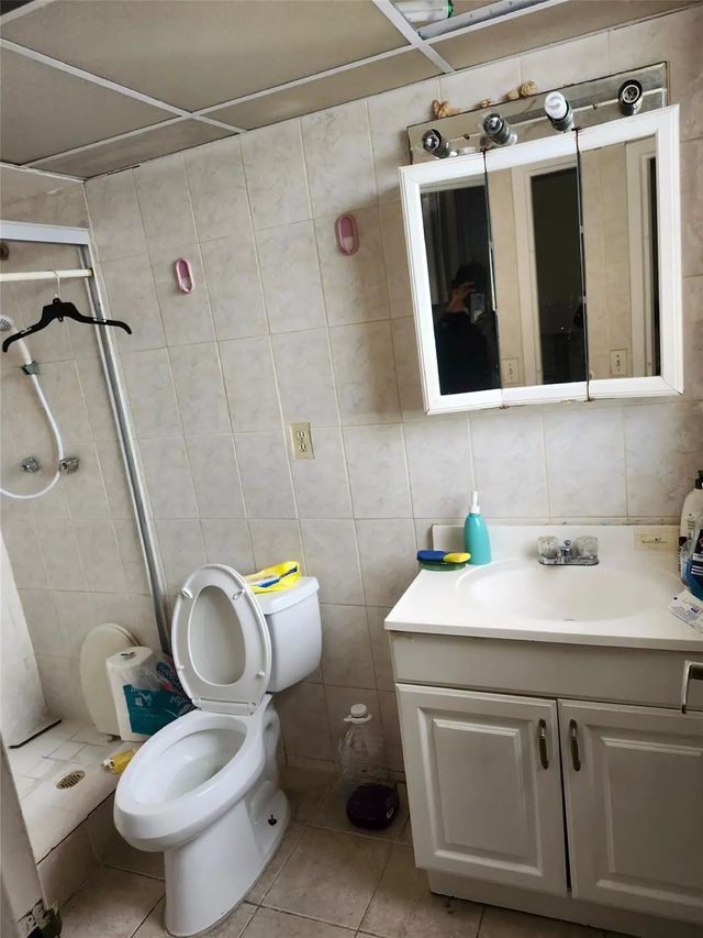 4 of 13 - 2840 Somerset Drive #404 M, Lauderdale Lakes, FL