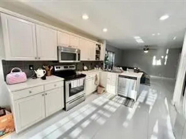2 of 6 - 4972 Sw 35th Terrace, Fort Lauderdale, FL