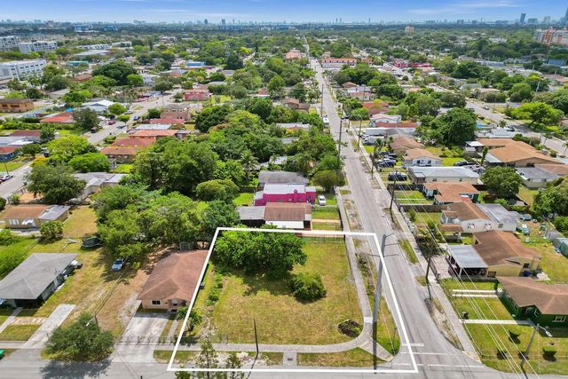 2 of 14 - 1895 Nw 58th Street, Miami, FL