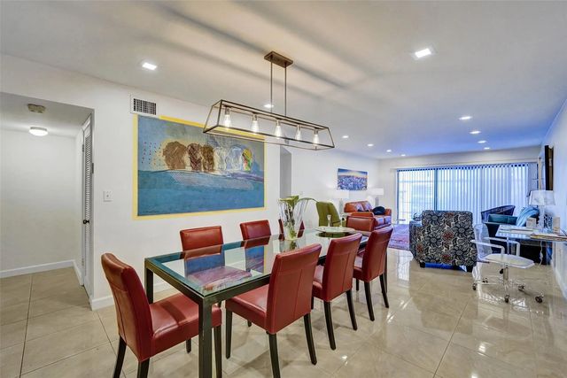 3 of 45 - 4060 N Hills Drive #32, Hollywood, FL