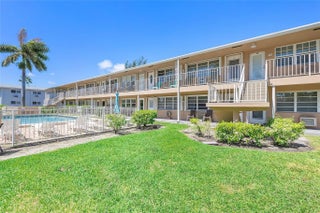 Photo of Listing #F10495279