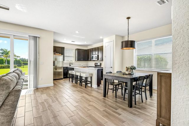 3 of 67 - 5986 Sequoia Circle, Vero Beach, FL