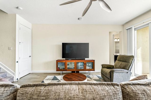 5 of 67 - 5986 Sequoia Circle, Vero Beach, FL
