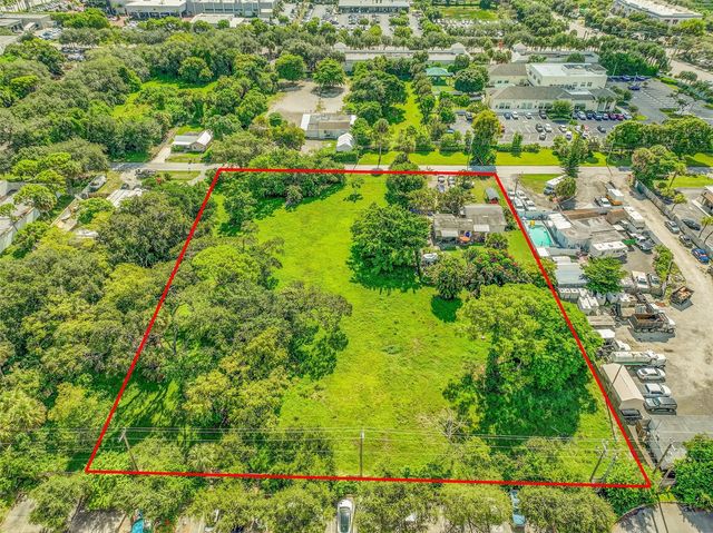 3 of 10 - 1865 Donnell Road, West Palm Beach, FL