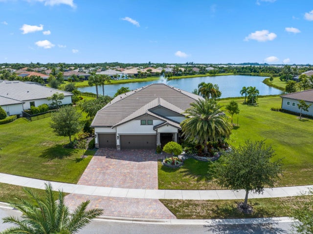 9191 Balsamo Drive, Palm Beach Gardens