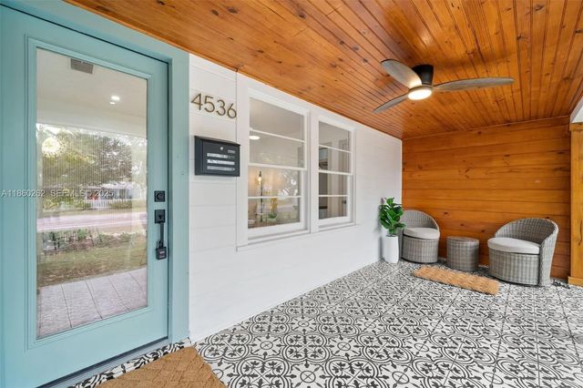 5 of 27 - 4536 1st Avenue N, St. Petersburg, FL
