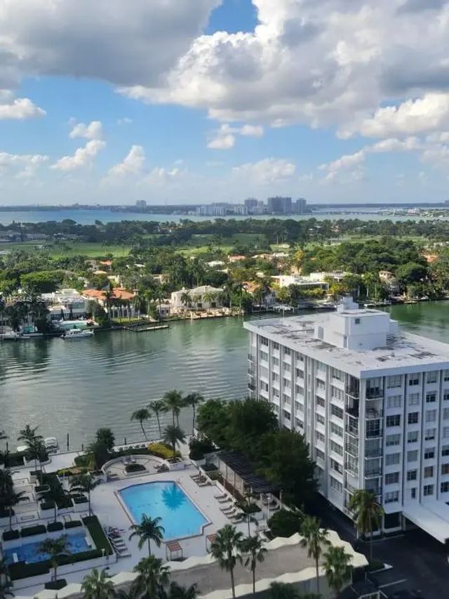 4 of 45 - 5601 Collins Avenue #ph-9, Miami Beach, FL