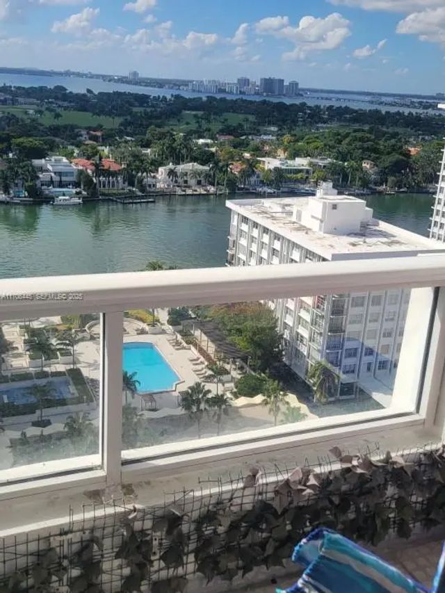 5 of 45 - 5601 Collins Avenue #ph-9, Miami Beach, FL