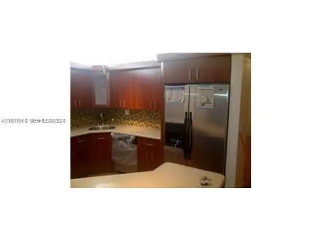 3 of 8 - 2750 Ne 183rd Street #707, Aventura, FL