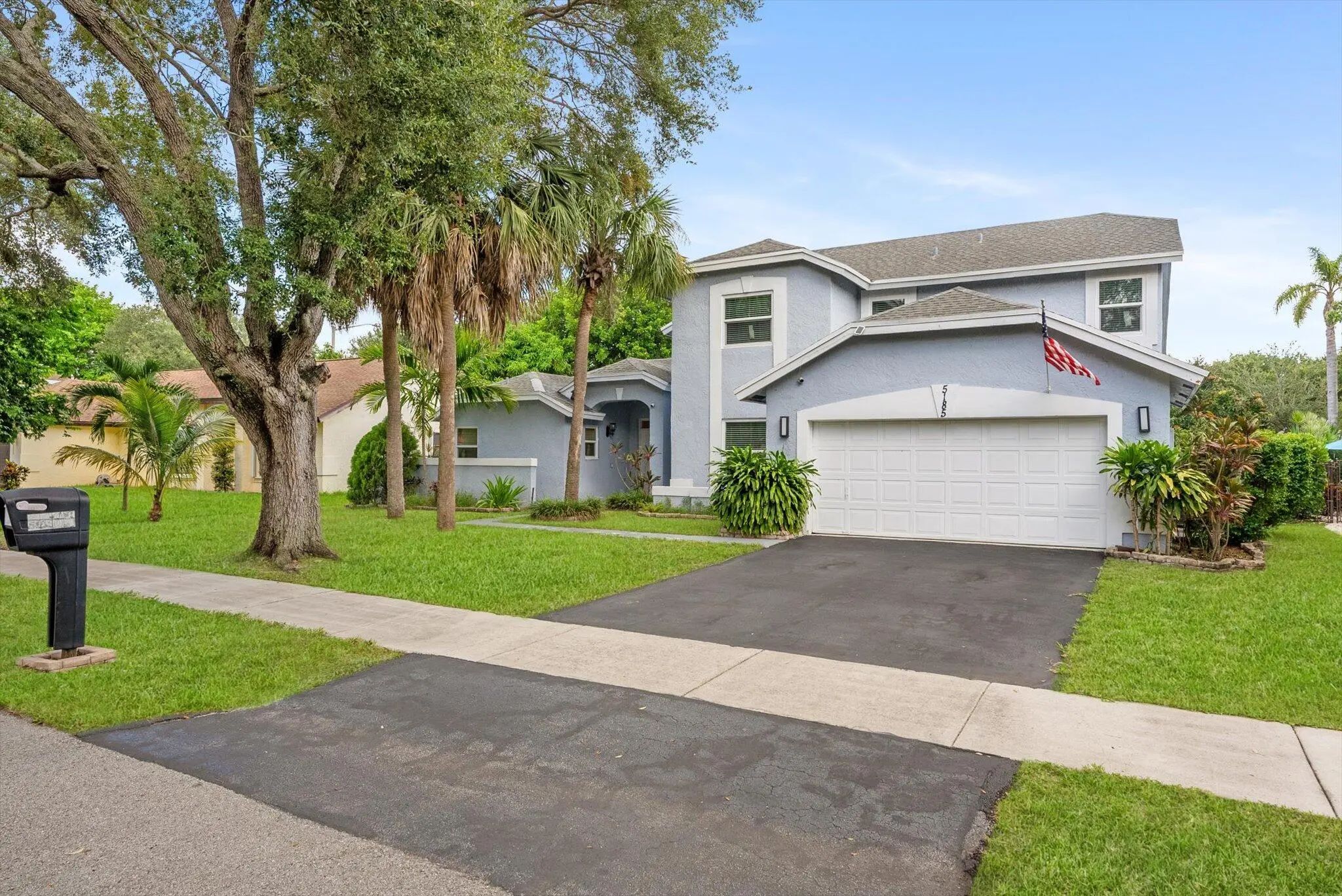 5185 Nw 52nd Street, Coconut Creek