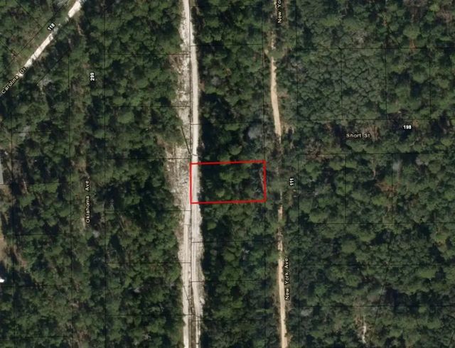 2 of 2 - 111 New York Avenue, Satsuma, FL