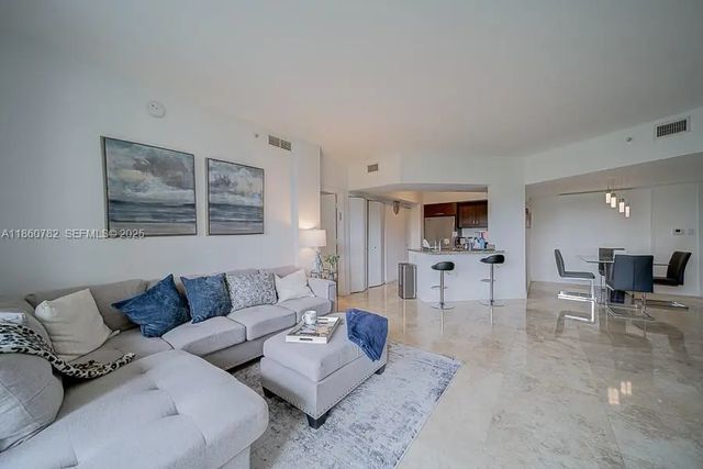 3 of 60 - 19900 E Country Club Drive #308, Aventura, FL