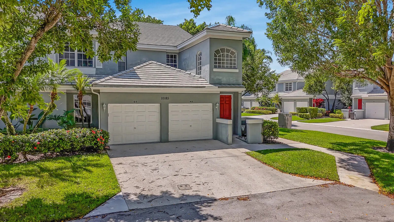 Residential Real Estate for Sale located in the neighborhood of ANDOVER AT WYCLIFFE CONDO, in the city of Lake Worth, FL