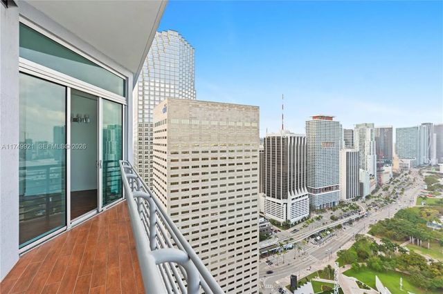 3 of 59 - 335 S Biscayne Boulevard #uph02, Miami, FL