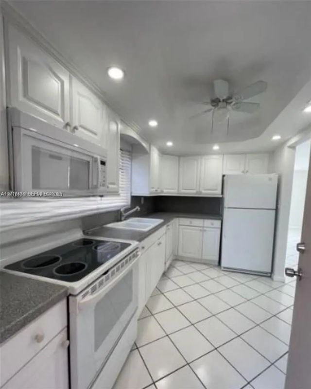 4 of 11 - 1020 94th Street #203, Bay Harbor Islands, FL