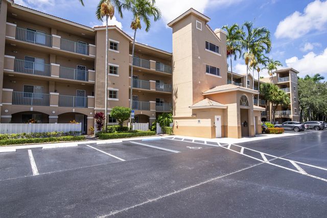 12547 Imperial Isle Drive #208, Boynton Beach
