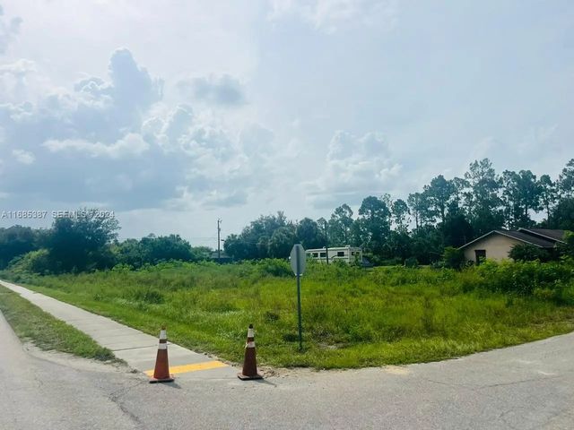 3 of 3 - 601 Lake Avenue, Lehigh Acres, FL
