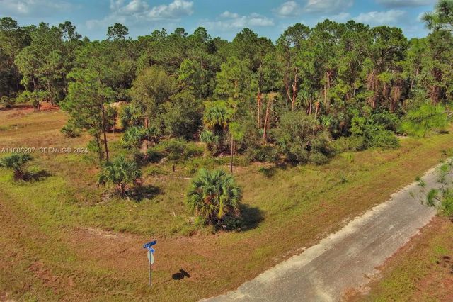 3 of 18 - 158 Nagel Avenue S, Lehigh Acres, FL