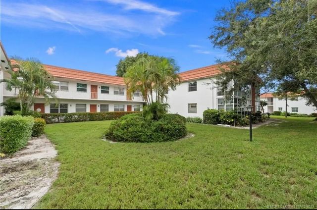 2600 Se Ocean Boulevard #b7, Stuart