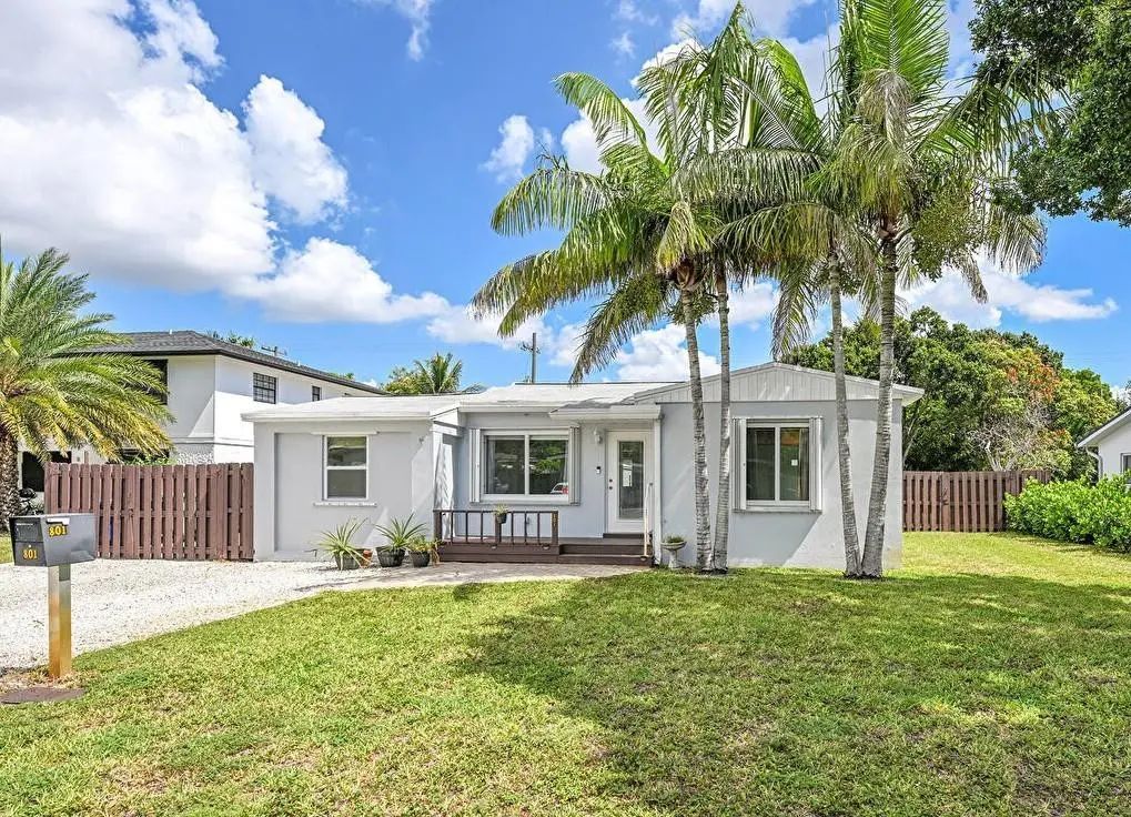 801 Sw 14th Court, Fort Lauderdale
