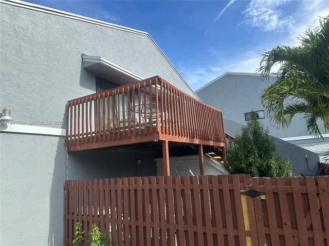 3 of 28 - 22 Crossings Circle #e, Boynton Beach, FL