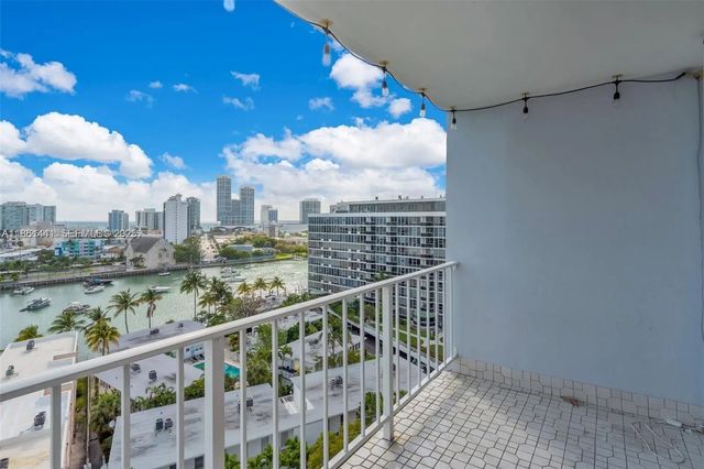 3 of 26 - 6900 Bay Drive #11f, Miami Beach, FL