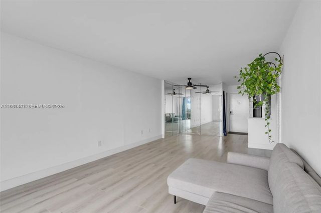 4 of 26 - 6900 Bay Drive #11f, Miami Beach, FL