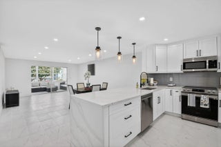 Photo of Listing #F10521383