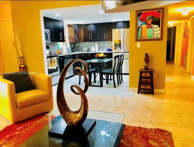 3 of 14 - 740 Ne 199th Street #206g, Miami, FL