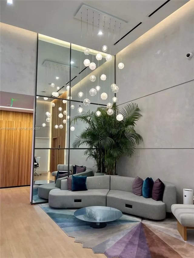 2 of 37 - 227 Ne 2nd Street #2613, Miami, FL