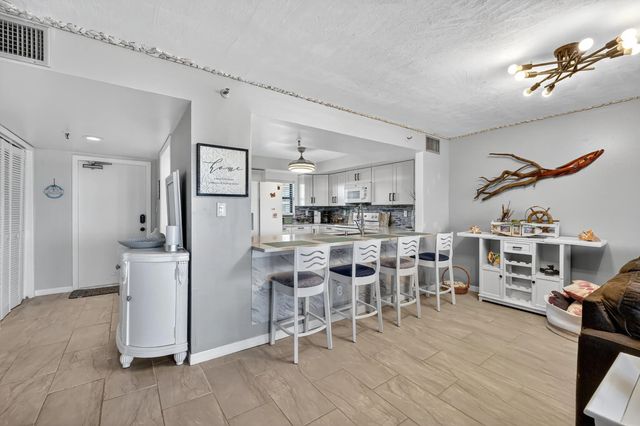 4 of 49 - 801 S Ocean Drive #910, Fort Pierce, FL