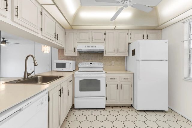 3 of 31 - 2701 Nassau Bend #d2, Coconut Creek, FL