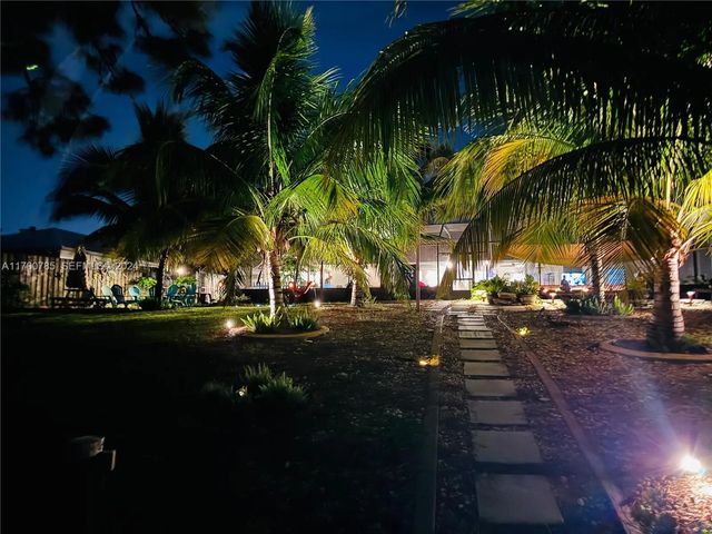 5 of 22 - 509 Ne Solida Circle, Port St. Lucie, FL