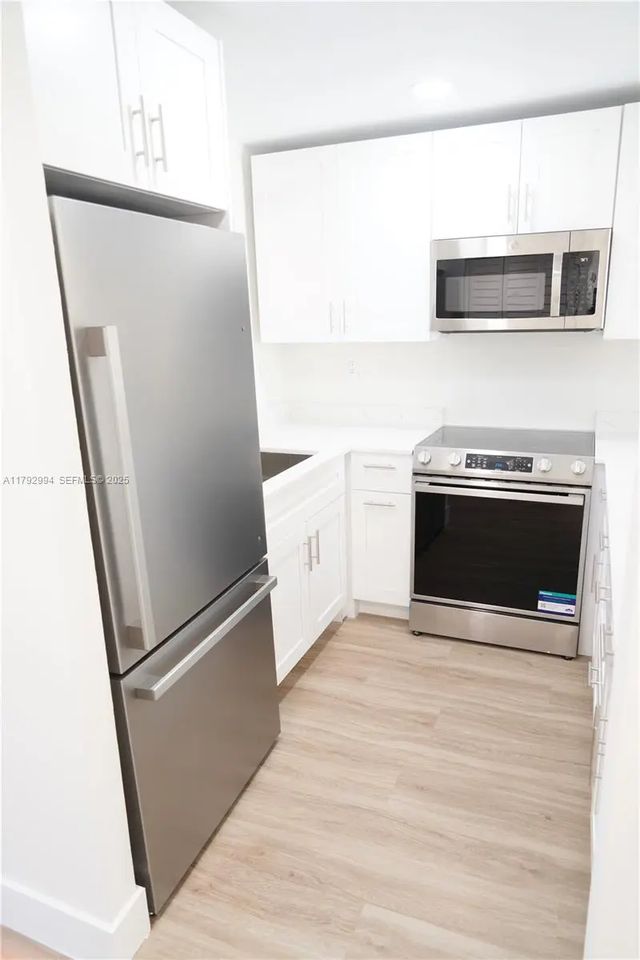 3 of 25 - 9041 Sunrise Lakes Boulevard #110, Sunrise, FL