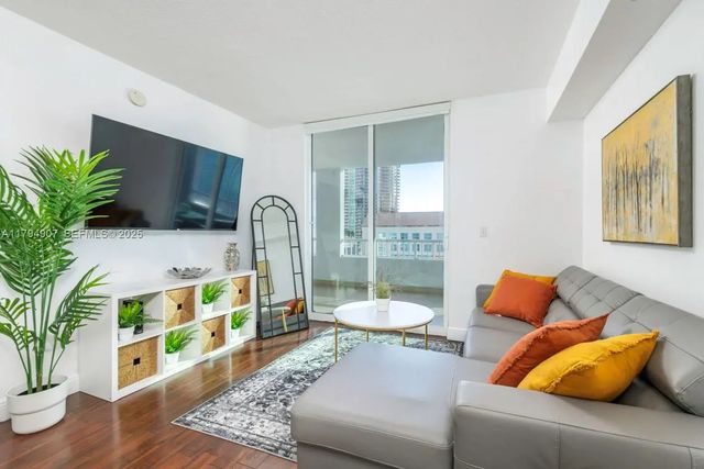 170 Se 14th Street #1905, Miami