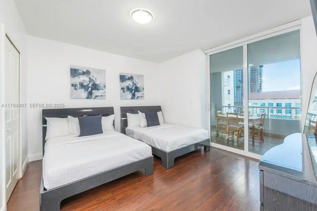 2 of 17 - 170 Se 14th Street #1905, Miami, FL