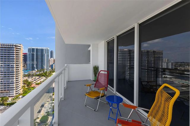 4 of 39 - 2030 S Ocean Drive #1707, Hallandale Beach, FL