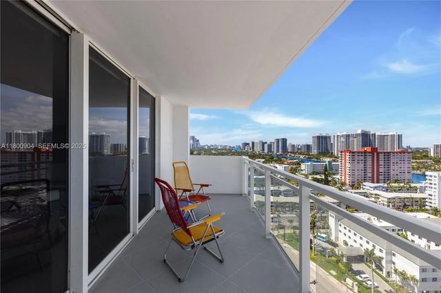 5 of 39 - 2030 S Ocean Drive #1707, Hallandale Beach, FL