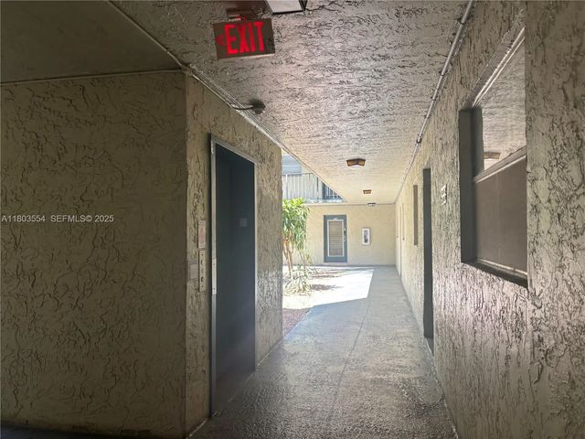 3 of 12 - 1820 N 81st Avenue #3310, North Lauderdale, FL