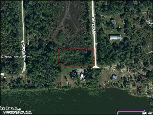 560 S Brida Street, Clewiston