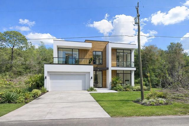 869 Winwood Circle, Fort Myers