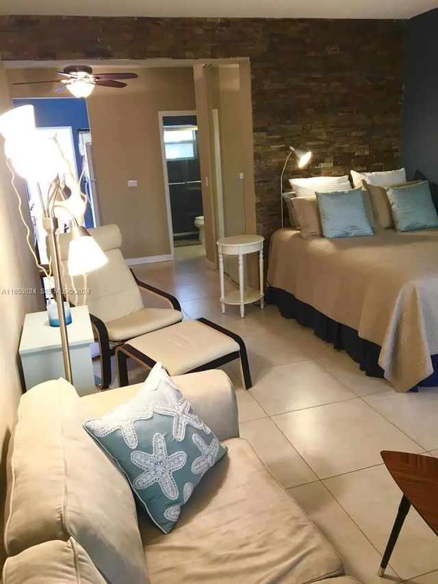 4 of 9 - 1228 Pennsylvania Avenue #2, Miami Beach, FL