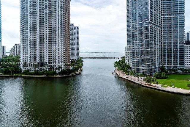 5 of 31 - 300 Biscayne Blvd Way #902, Miami, FL