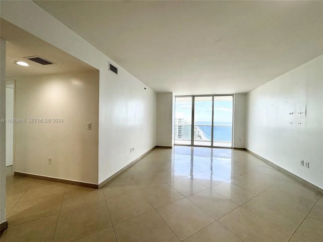 1830 S Ocean Drive #4711, Hallandale Beach