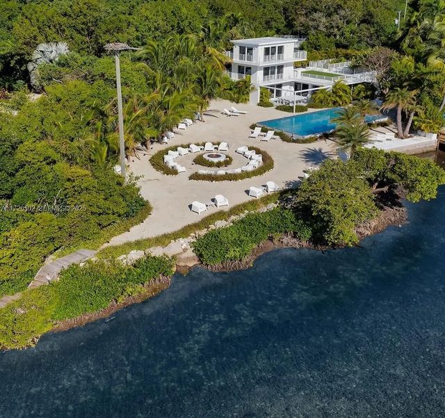 3 of 47 - 98701 Overseas Highway, Key Largo, FL