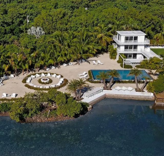 4 of 47 - 98701 Overseas Highway, Key Largo, FL