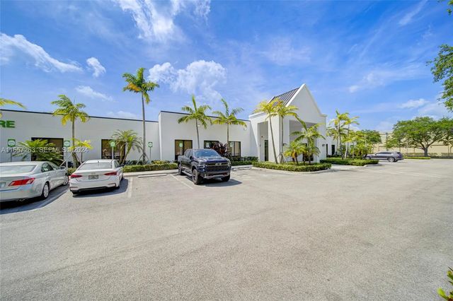 3 of 10 - 8950 Sw 152nd Street #suite Q, Palmetto Bay, FL