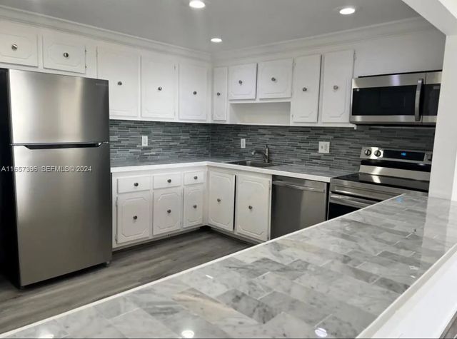 13499 Biscayne Boulevard #1205, North Miami