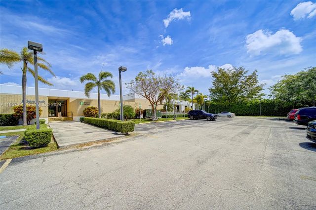 4 of 12 - 8950 Sw 152nd Street #suite V, Palmetto Bay, FL